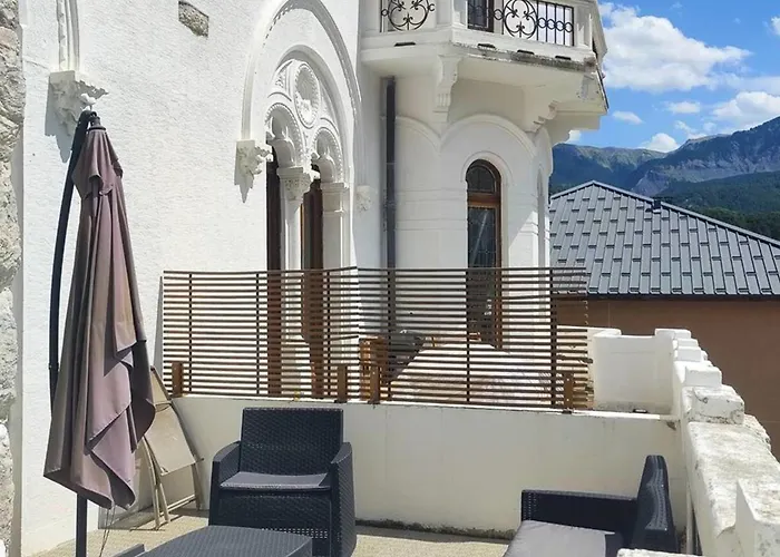 Luxury In The Castle In Jausiers